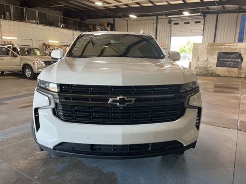 Used 2021 Chevrolet Tahoe RST w/ Luxury Package RWD image 9