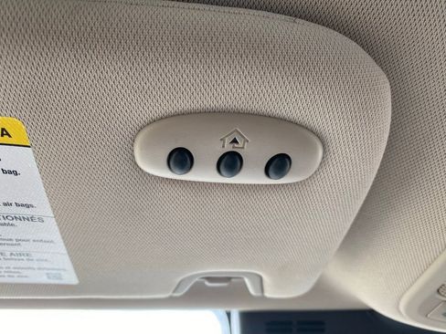 Used 2023 Lincoln Nautilus Reserve image 26