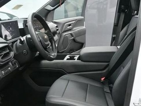 Used 2024 Chevrolet Silverado EV W/T image 18