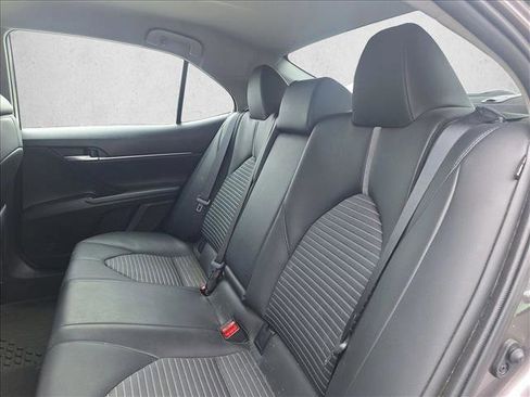 Used 2024 Toyota Camry SE FWD image 15