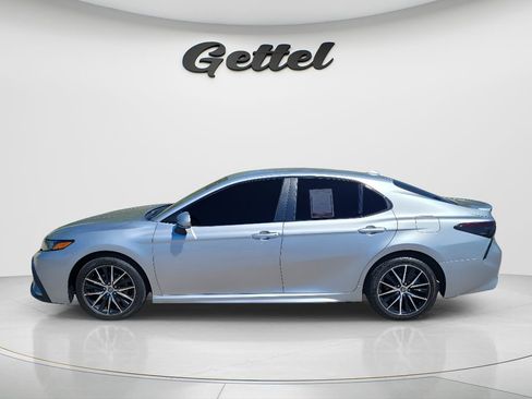 Certified 2022 Toyota Camry SE image 7