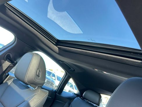 Used 2023 BMW i4 eDrive35 w/ Premium Package RWD image 16