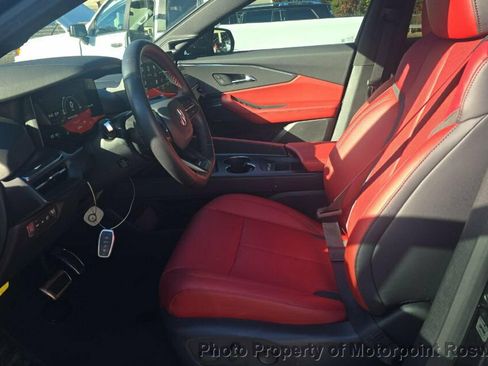 Used 2024 Acura ZDX A-Spec image 5