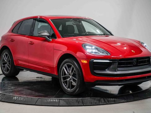 Used 2024 Porsche Macan image 5