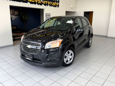 Used 2015 Chevrolet Trax LS FWD image 48