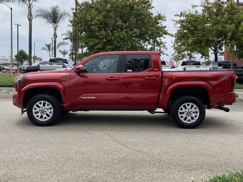 Certified 2025 Toyota Tacoma SR5 RWD image 39