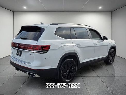 Certified 2024 Volkswagen Atlas SE AWD/4WD image 5