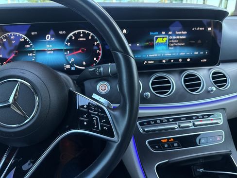 Certified 2022 Mercedes-Benz E 350 Sedan image 4