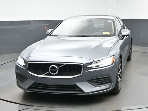Used 2020 Volvo S60 T5 Momentum w/ Protection Package Premier FWD image 3