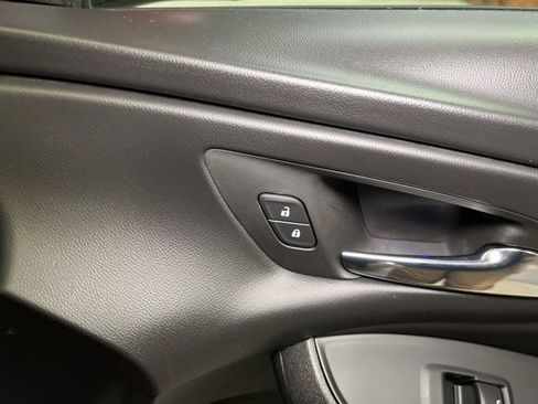 Used 2018 Chevrolet Volt LT w/ LT Driver Confidence Package image 54