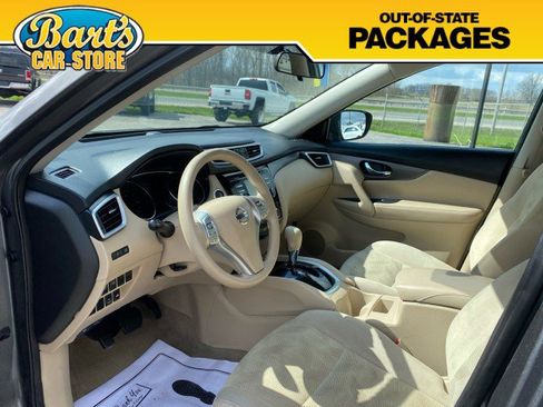 Used 2014 Nissan Rogue SV image 26