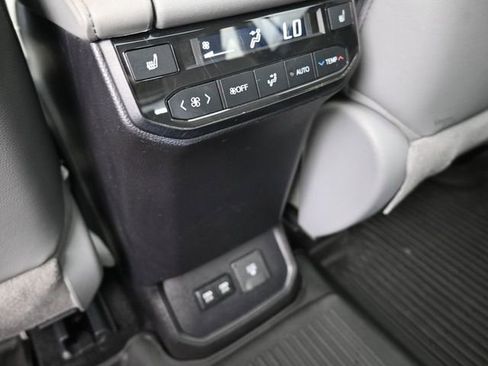 Used 2021 Toyota Highlander Platinum image 26