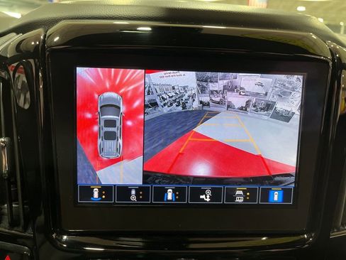 Used 2022 Chevrolet Traverse High Country w/ LPO, Floor Liner Package image 41