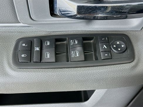Used 2017 RAM 1500 Big Horn AWD/4WD image 15