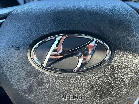 Used 2022 Hyundai Palisade Calligraphy image 40