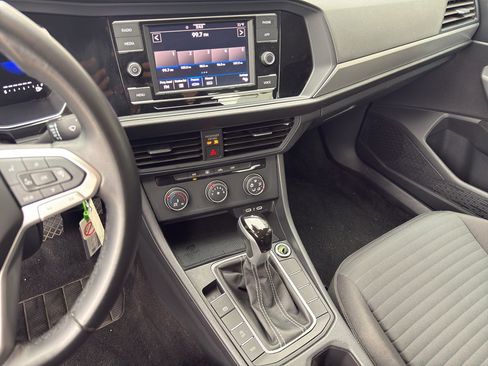 Used 2024 Volkswagen Jetta S image 14