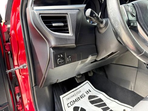 Used 2015 Toyota Corolla S FWD image 18