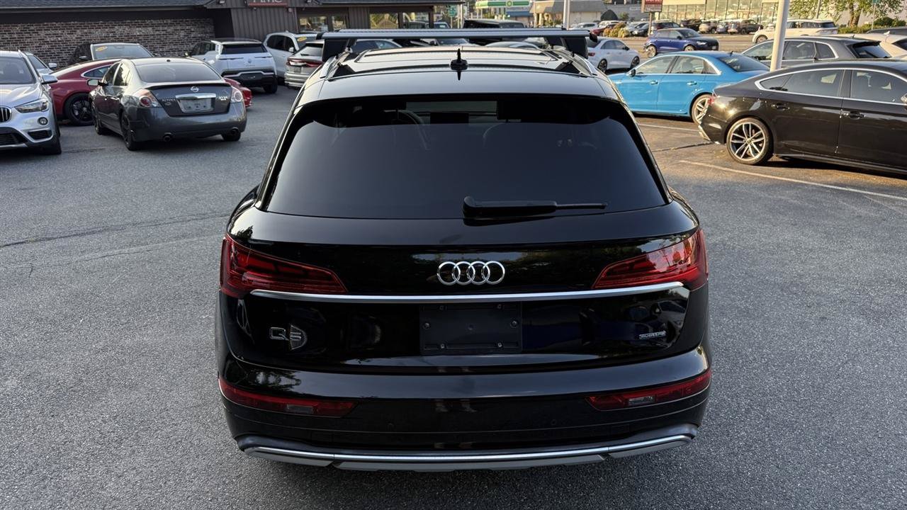 Used 2023 Audi Q5 2.0T Premium w/ Convenience Package AWD/4WD image 16