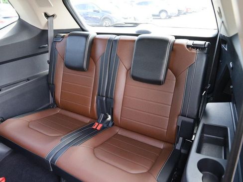 Used 2021 Volkswagen Atlas SEL Premium AWD/4WD image 12