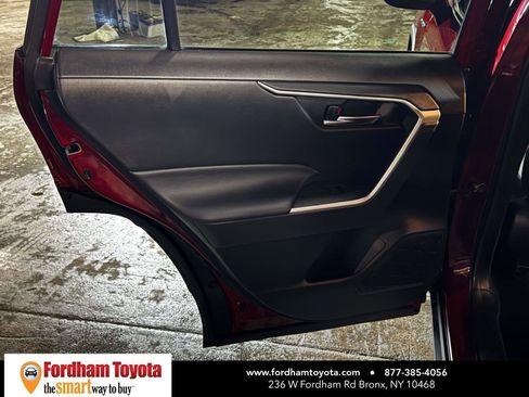 Certified 2021 Toyota RAV4 XLE w/ Convenience Package image 8