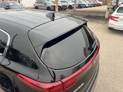 Certified 2022 Kia Sportage LX w/ LX FWD Value Edition Package image 34