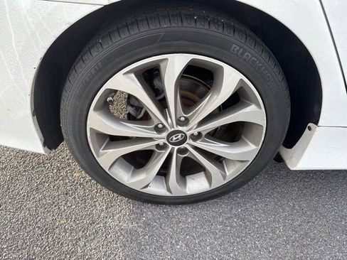 Used 2014 Hyundai Sonata SE w/ Premium Package 04 image 9