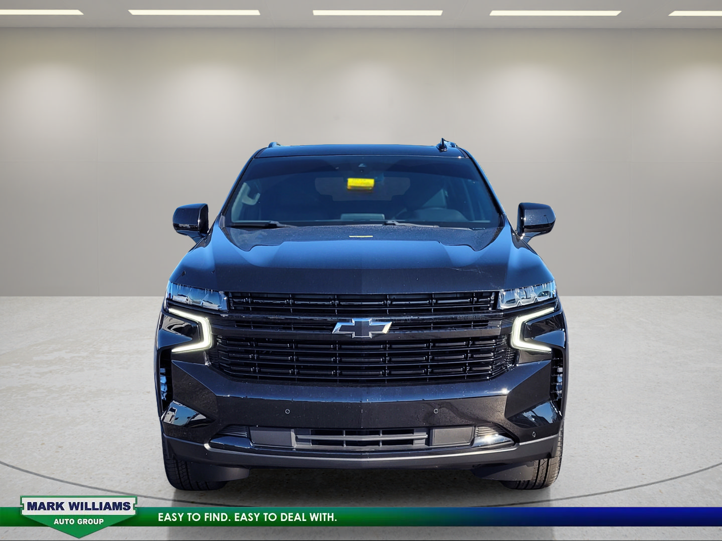 Used 2023 Chevrolet Suburban RST w/ Max Trailering Package AWD/4WD image 9