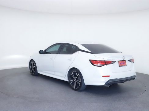 Used 2020 Nissan Sentra SR w/ Electronics Package image 4