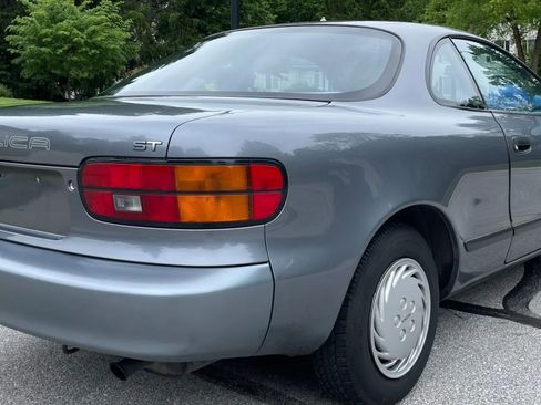 Used 1991 Toyota Celica ST FWD image 4