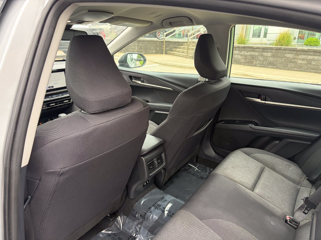 Used 2025 Toyota Camry LE FWD image 14