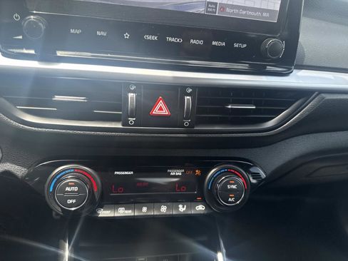 Used 2023 Kia Forte GT-Line FWD image 23