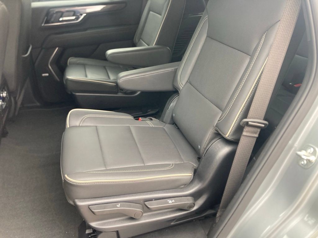 Certified 2025 GMC Yukon Elevation AWD/4WD image 15