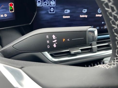 New 2026 Chevrolet Equinox EV LT w/ Convenience Package II FWD image 27