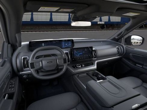 New 2026 Ford Expedition Platinum w/ Stealth Appearance Package image 9