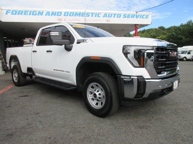 Used 2025 GMC Sierra 2500 Pro w/ Convenience Package AWD/4WD image 2