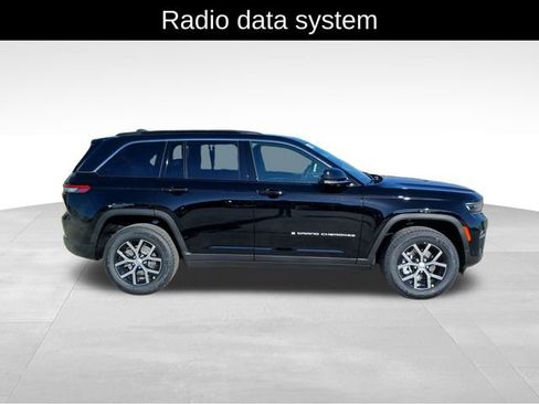 New 2025 Jeep Grand Cherokee Limited w/ Luxury Tech Group II AWD/4WD image 6