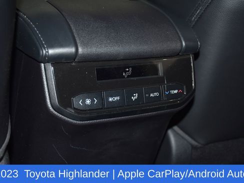Used 2023 Toyota Highlander XSE image 29