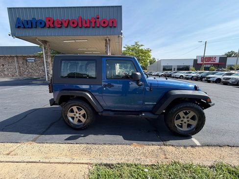 Used 2010 Jeep Wrangler Sport AWD/4WD image 8
