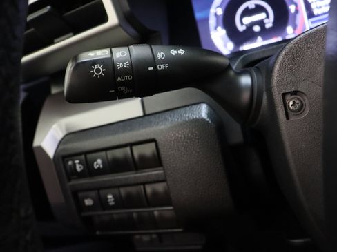 Used 2024 Toyota Tacoma TRD Off-Road AWD/4WD image 25