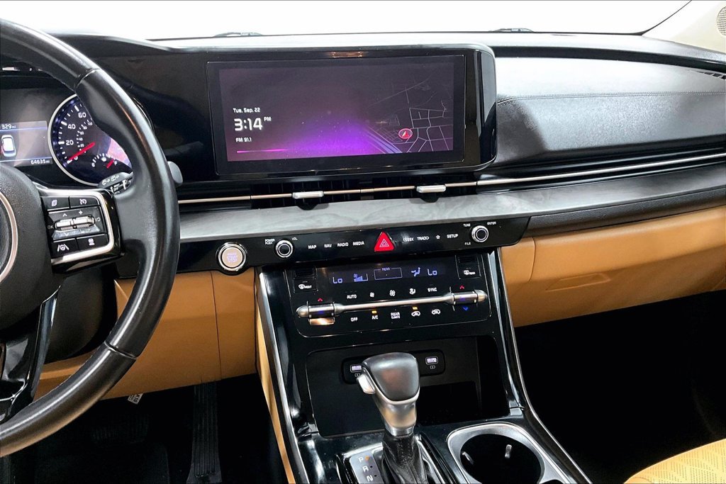 Used 2022 Kia Carnival EX FWD image 7