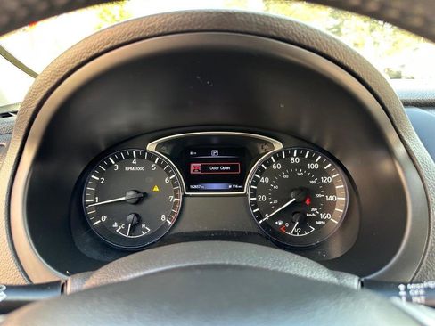 Used 2017 Nissan Altima 2.5 SR image 22