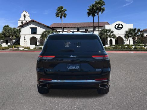 Used 2022 Jeep Grand Cherokee Overland w/ Luxury Tech Group IV image 3