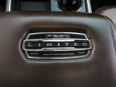 Used 2019 Ford F250 Limited AWD/4WD image 41