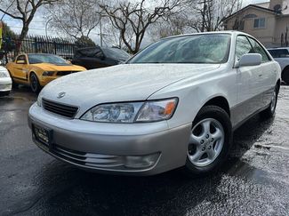 Used 1998 Lexus ES 330 image 1