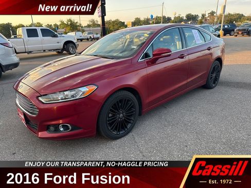 Used 2016 Ford Fusion SE w/ Equipment Group 202A AWD/4WD image 1