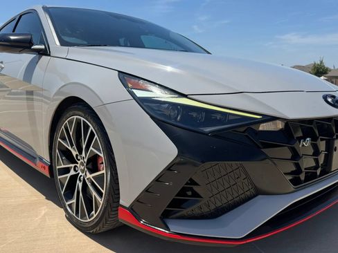 Used 2022 Hyundai Elantra N FWD image 12