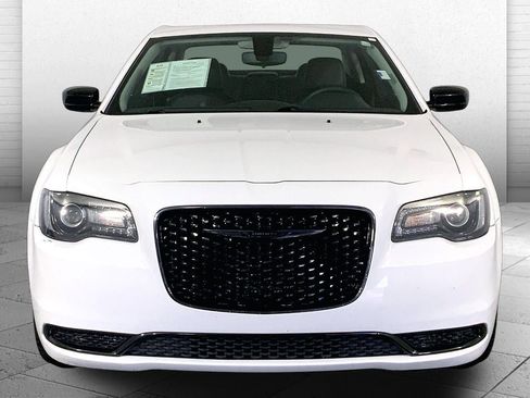 Used 2023 Chrysler 300 Touring w/ Sport Appearance Package RWD image 2