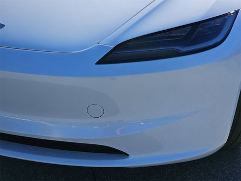 Used 2024 Tesla Model 3 Long Range image 33