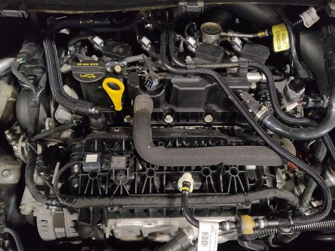 Used 2019 Ford Escape SE image 30