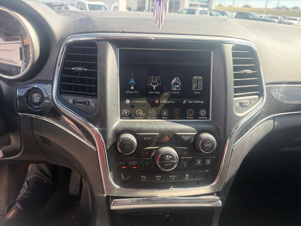 Used 2018 Jeep Grand Cherokee Trailhawk w/ Trailhawk Luxury Group AWD/4WD image 8